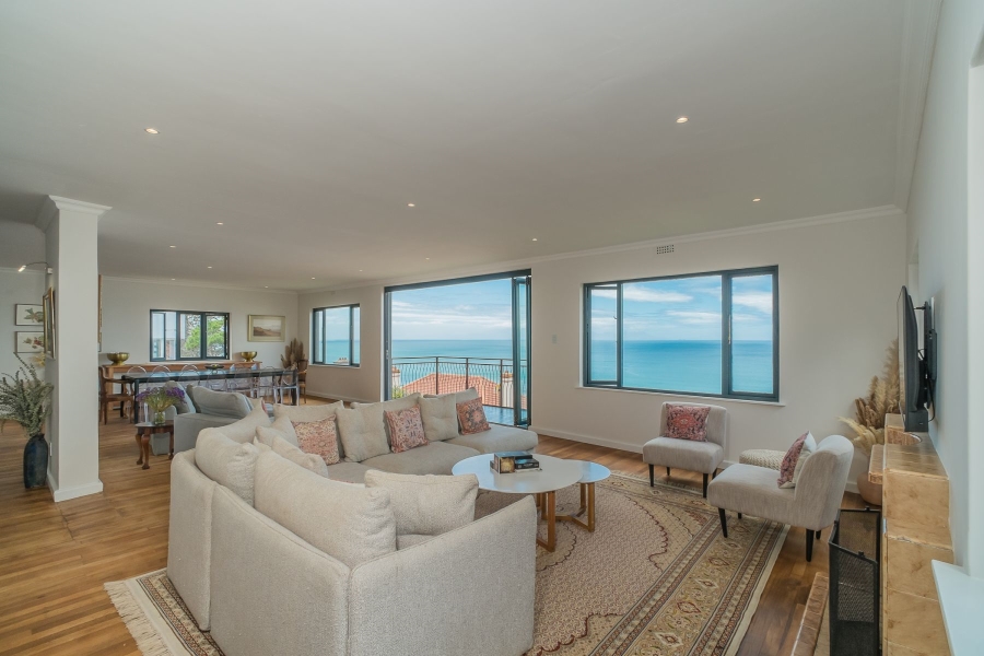 To Let 4 Bedroom Property for Rent in St James Western Cape